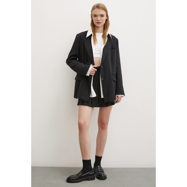 Cep Kapaklı Kesik Detaylı Blazer Ceket Siyah