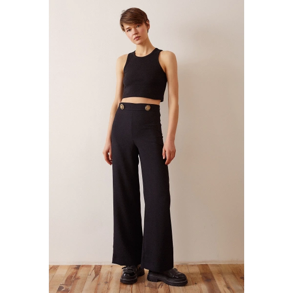 Düğme Detaylı Salaş Pantolon Siyah