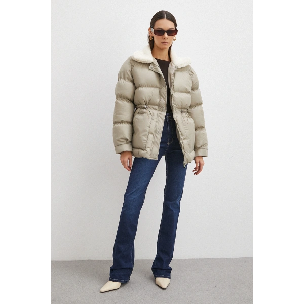 Kürk Yakalı Şişme Mont Bej