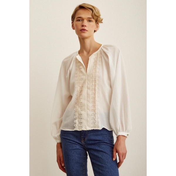 Brodeli V Yaka Bluz Beyaz