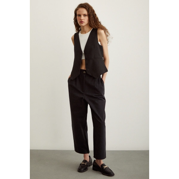 Önü Çift Pileli Pantolon Siyah