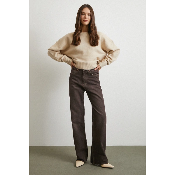 Yüksek Bel Beş Cepli Kesik Paça Jean Kahve