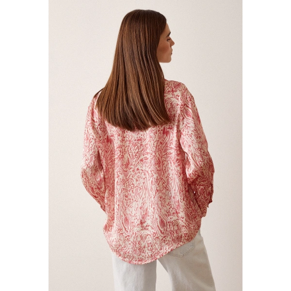 V Yaka Desenli Saten Gömlek Kırmızı