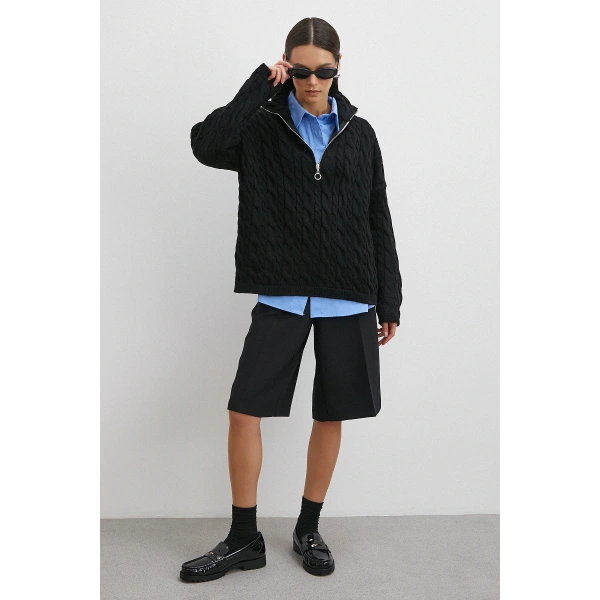 Saç Örgülü Yarım Fermuarlı Kazak Siyah