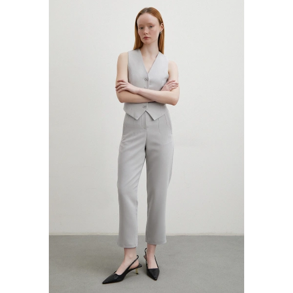 Önü Pensli Skinny Kumaş Pantolon Gri