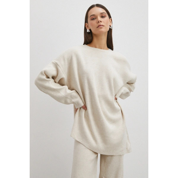 Eteği Çapraz Pantolonlu Bisiklet Yaka Takım Ekru