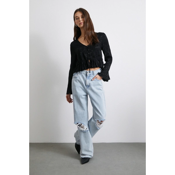 V Yaka Fırfırlı Bluz Siyah