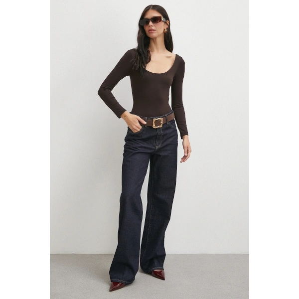 U Yaka Uzun Kollu Çıtçıtlı Bodysuit Kahve