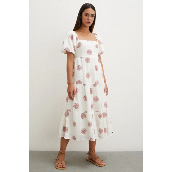 Sırtı Fiyonklu Keten Elbise Pembe