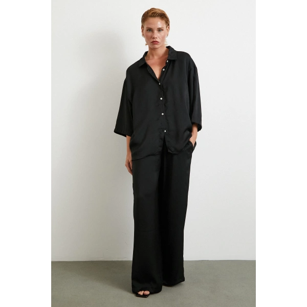 Dökümlü Romantik Pantolon Siyah