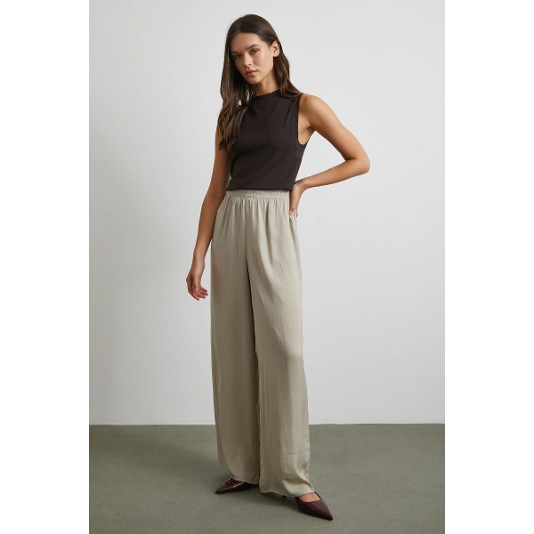 Beli Lastikli Dökümlü Geniş Paça Pantolon Taş