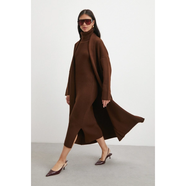 Uzun Elbiseli Hırka Triko Takım Kahve