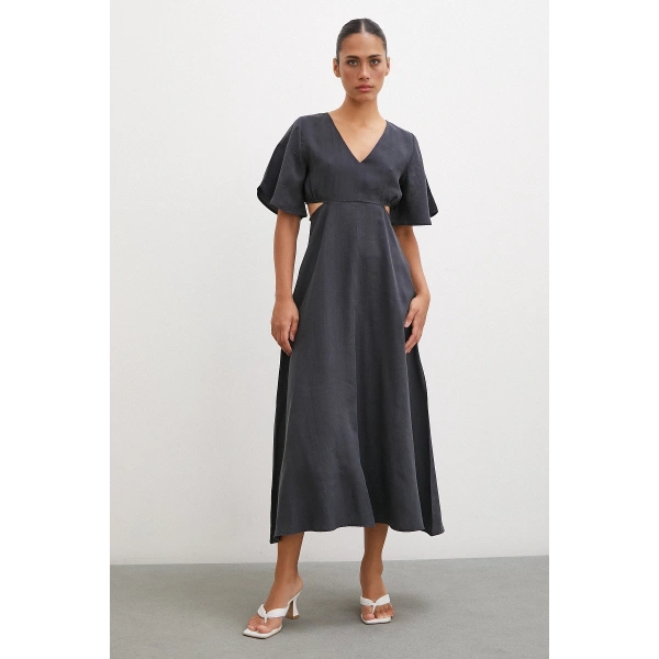 V Yaka Yan Dekolteli  Elbise Antirasit