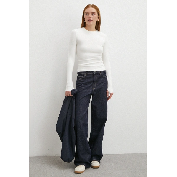 Kol Yırtmaçlı Bluz Beyaz