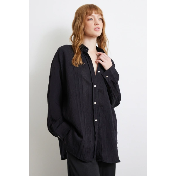 Dantel Detaylı Transparan Pamuklu Gömlek Siyah