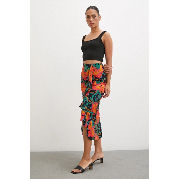 Önü Fırfırlı Desenli Etek Yeşil