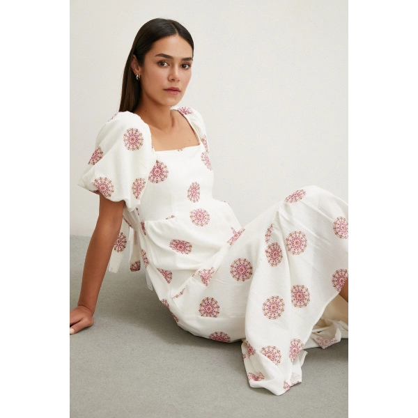 Sırtı Fiyonklu Keten Elbise Pembe