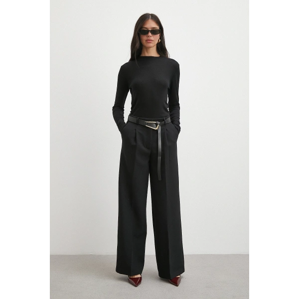 Deri Kemerli Geniş Paça Pantolon Siyah