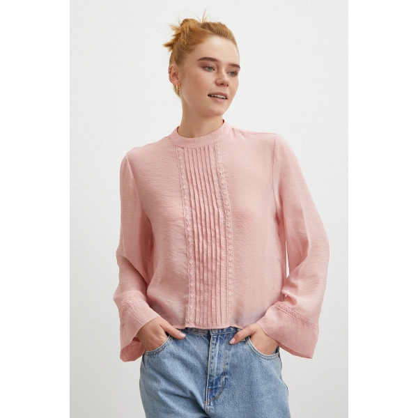 Dantel Kesimli Uzun Kollu Bluz Pembe