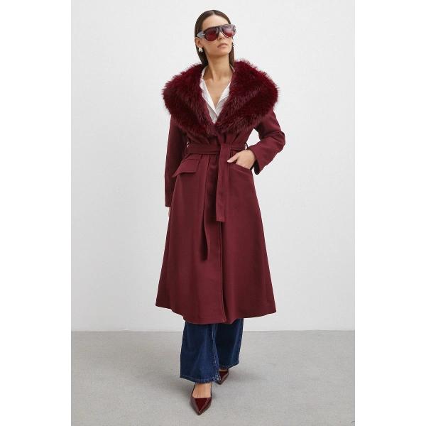 Kürk Yaka Kuşaklı Kaşe Kaban Bordo
