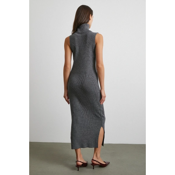 Uzun Elbiseli Hırka Triko Takım Gri