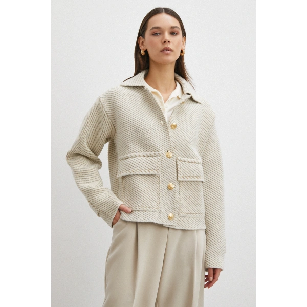 Polo Yaka Cepli Gold Düğmeli Ceket Krem