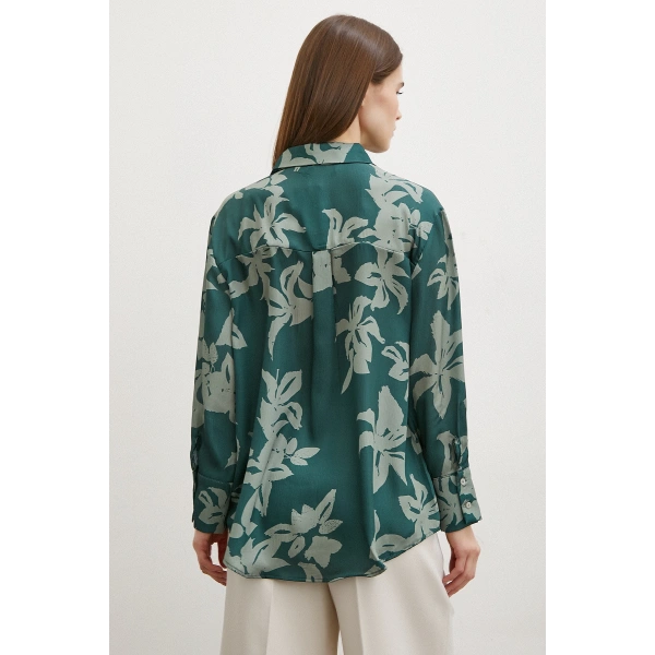 V Yaka Desenli Gofret Saten Gömlek Yeşil
