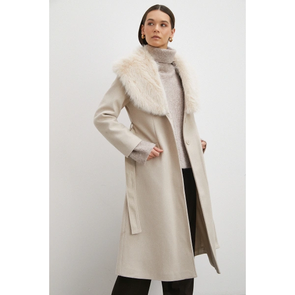 Kürk Yaka Kuşaklı Kaşe Kaban Bej