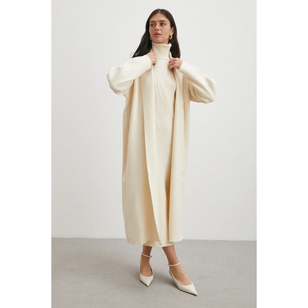 Uzun Elbiseli Hırka Triko Takım Ekru