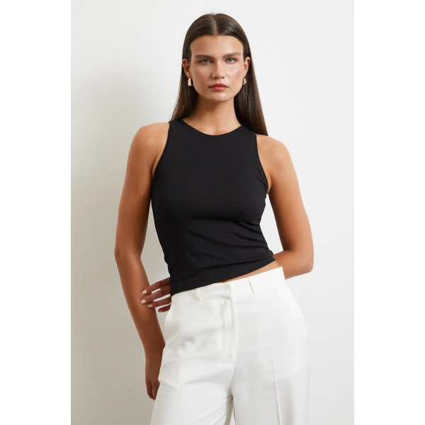 Basit Crop Top Siyah