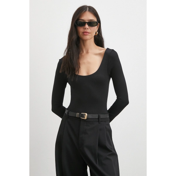 U Yaka Uzun Kollu Çıtçıtlı Bodysuit Siyah