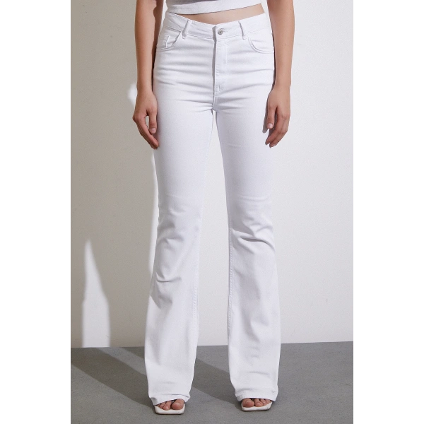 Yüksek Bel İspanyol Paça Jean Beyaz