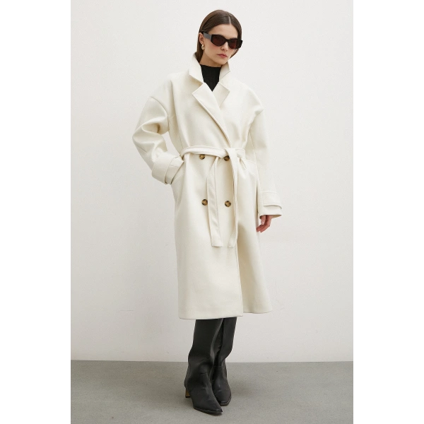 Kol Detaylı Robalı Kaşe Kaban Ekru