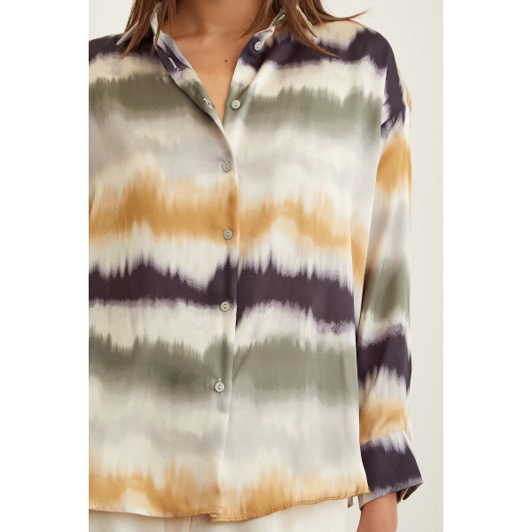 Sulu Boya Desenli Gömlek Haki