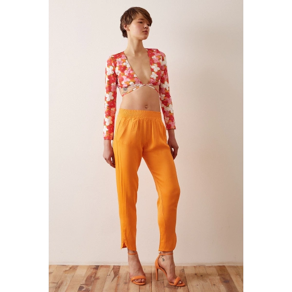 Beli Lastikli Saten Pantolon Turuncu