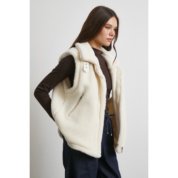 Yaka Detaylı Yumoş Yelek Ekru