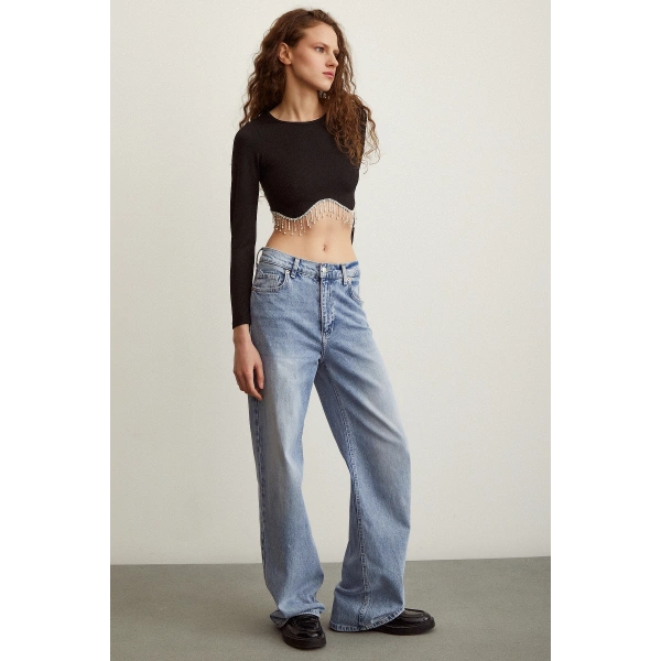 Parlak Taşlı Crop Siyah