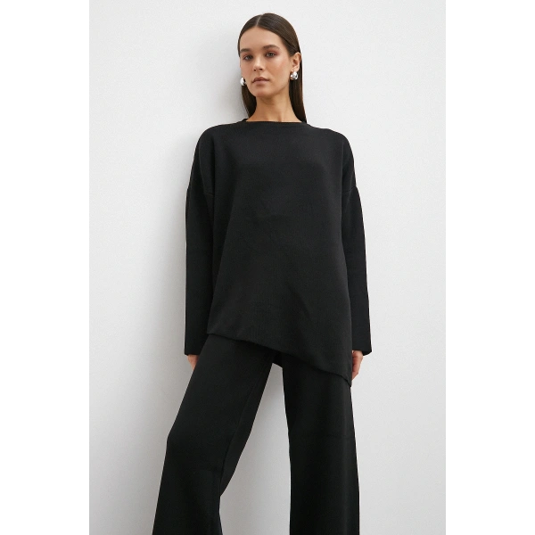 Eteği Çapraz Pantolonlu Bisiklet Yaka Takım Siyah