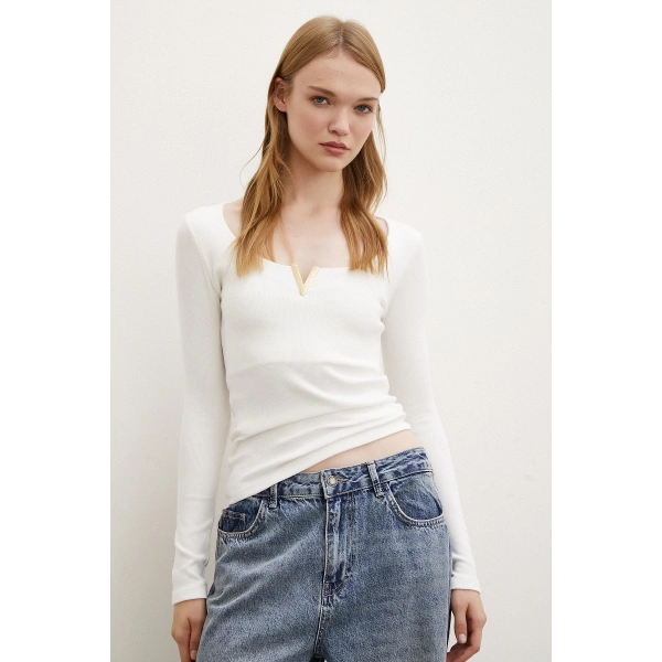 V Dekolteli Uzun Kollu Bluz Beyaz