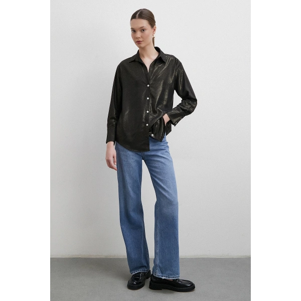 Varaklı V Yaka Gömlek Siyah