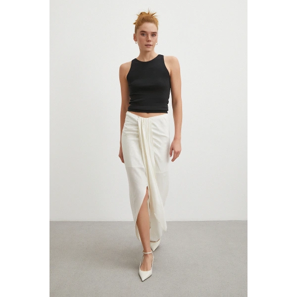 Önü Bağlamalı Yırtmaçlı Etek Ekru