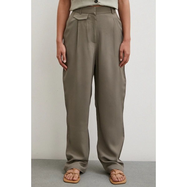 Kemer Detaylı Klasik Pantolon Haki