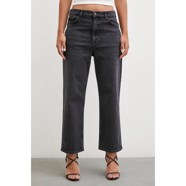 Boru Paça Yüksek Bel Jean Siyah