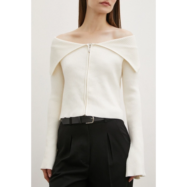 Fermuarlı Mendil Yaka Hırka Ekru