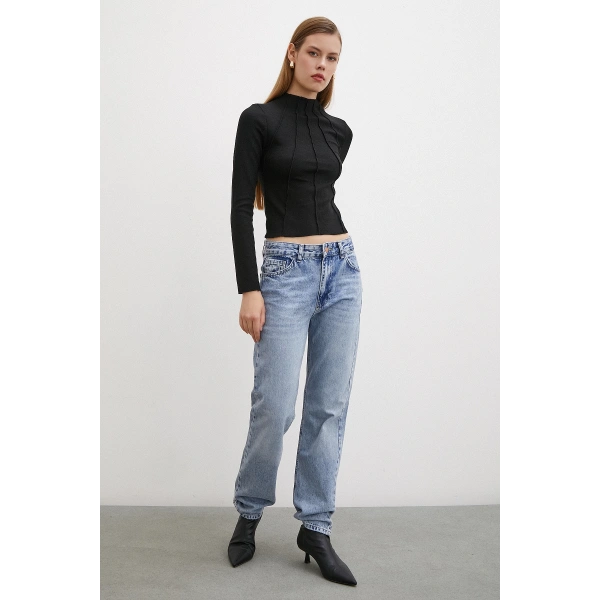 Önü Dikişli Bluz Siyah