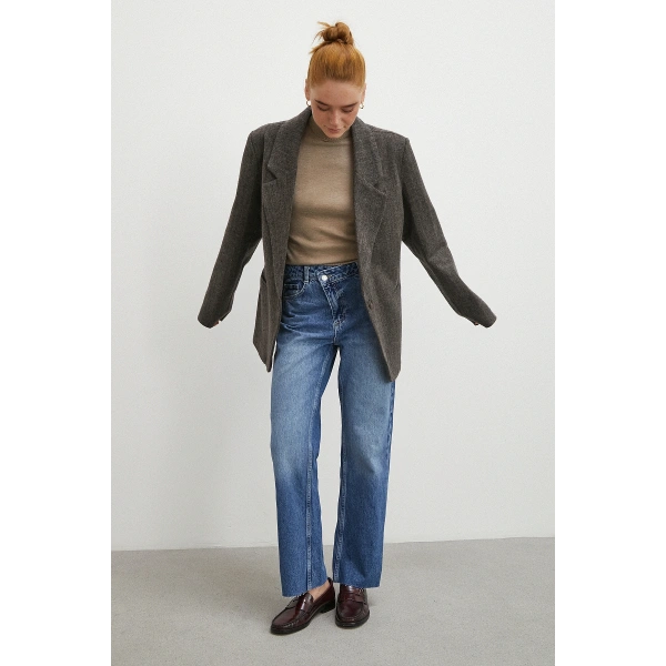 Çapraz Fermuarlı Kesik Paça Düğmeli Jean Lacivert