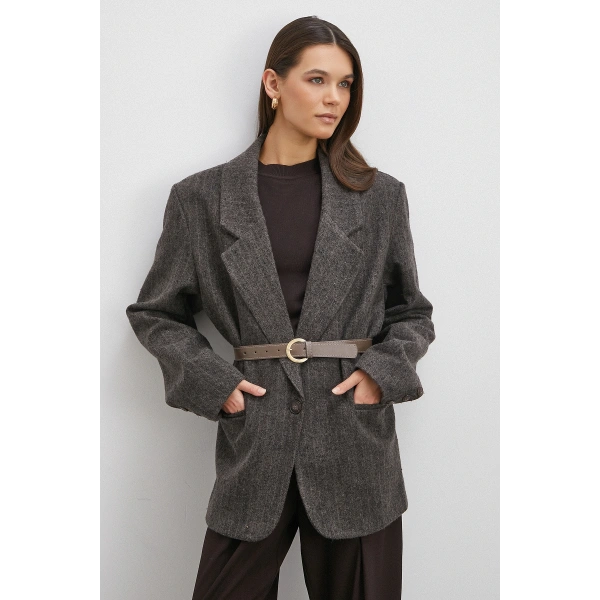 Çizgi Detaylı Kemerli Kaşa Ceket Kahve