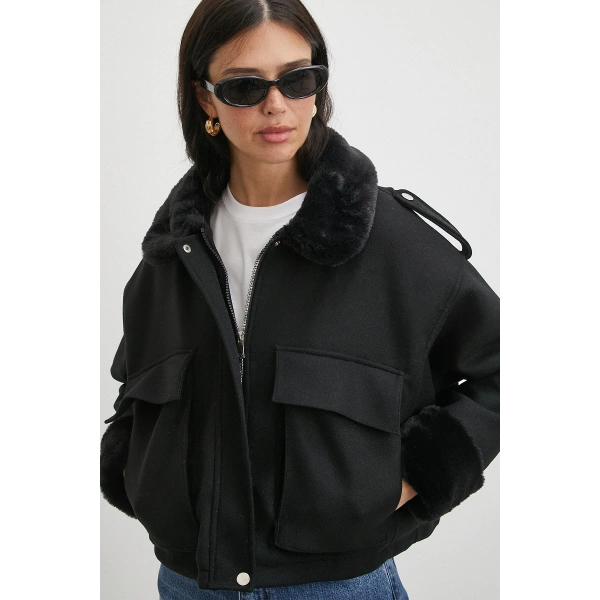 Apoletli Yünlü Körük Cepli Kaşe Mont Siyah