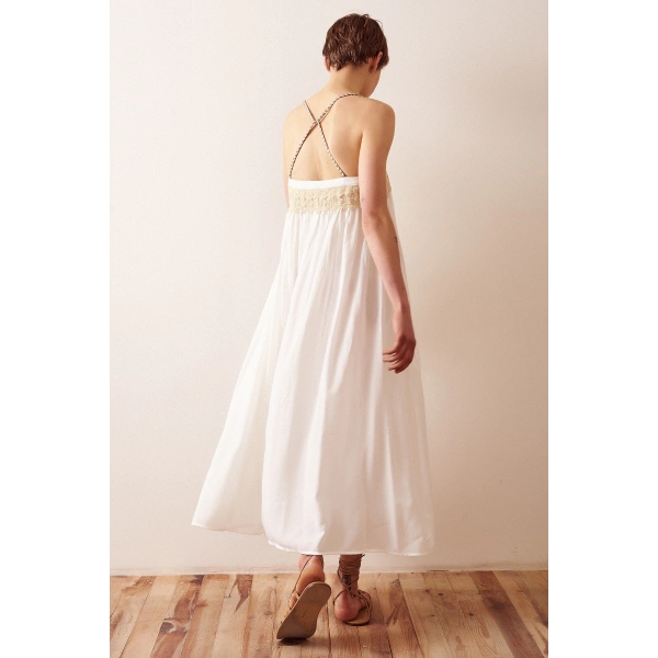 Dantel Detaylı Askılı Salaş Elbise Beyaz