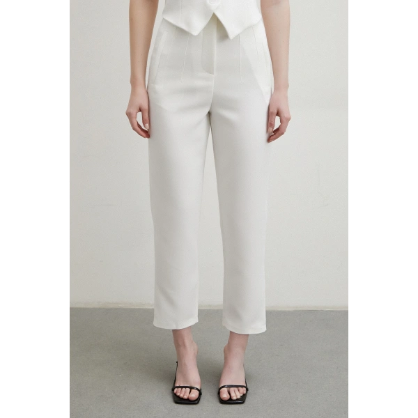 Önü Pensli Skinny Kumaş Pantolon Ekru